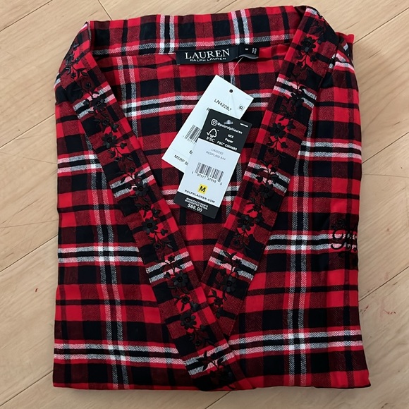 Lauren Ralph Lauren Bathrobe NWT SIZE M - Picture 3 of 10